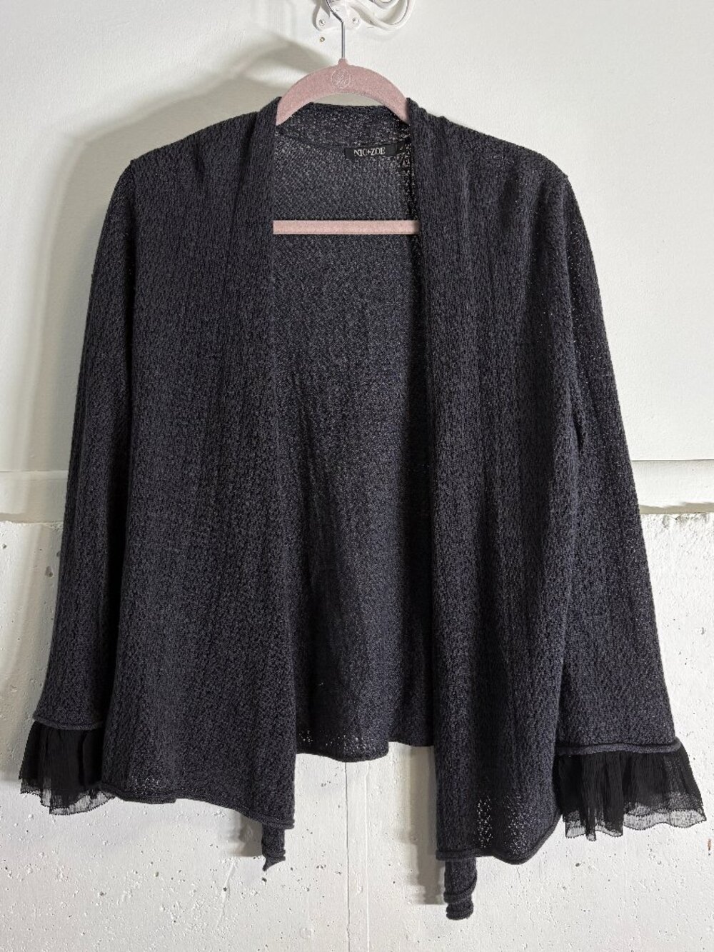 NIC+ZOE Charcoal Gray Open-Front Textured Knit Cardigan with Ruffle Trim